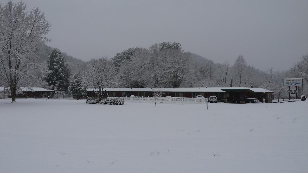 Two Rivers Lodge Bryson City Esterno foto